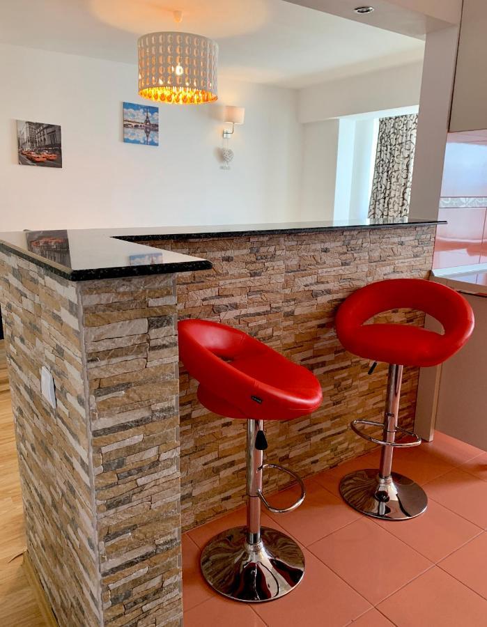 Sunny Central Apartments Сучава Экстерьер фото